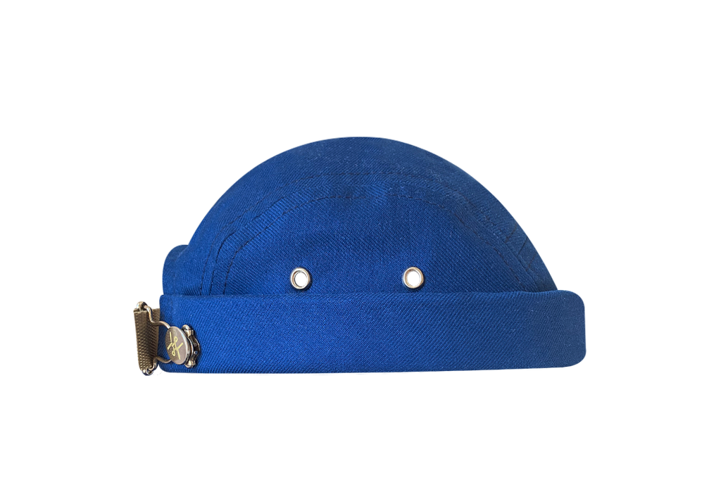 Chapeaux Bonnet  Docker Miki Breton Five Panel Fabrication française Qualité supérieure Mode Streewear Mode Unisex Artisanat traditionnel Upcycling créatif Fabrication artisanale Éco-responsable Matériaux recyclés Design unique Pièces uniques Originalité Fait main Conception durable Artisanat traditionnel Mode responsable Création écologique Réduction des déchets Nouvelle vie pour les matériaux Confection soignée Conception sur mesure Qualité supérieure Savoir-faire authentique Artisanat éthique Look urbain