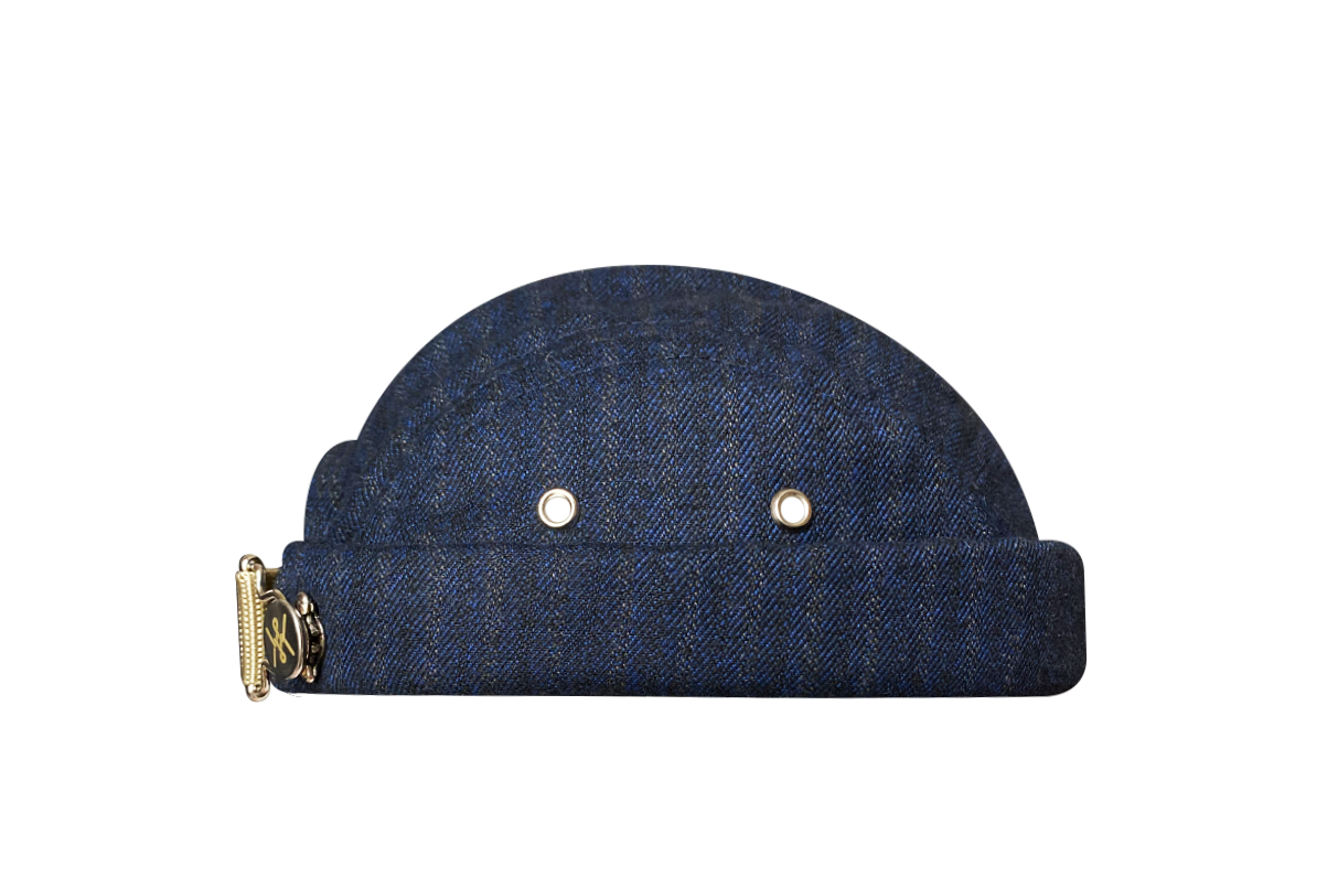 Chapeaux Bonnet  Docker Miki Breton Five Panel Fabrication française Qualité supérieure Mode Streewear Mode Unisex Artisanat traditionnel Upcycling créatif Fabrication artisanale Éco-responsable Matériaux recyclés Design unique Pièces uniques Originalité Fait main Conception durable Artisanat traditionnel Mode responsable Création écologique Réduction des déchets Nouvelle vie pour les matériaux Confection soignée Conception sur mesure Qualité supérieure Savoir-faire authentique Artisanat éthique Look urbain