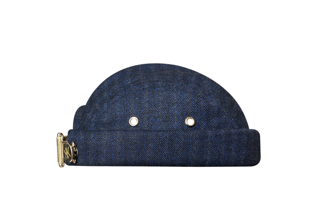 Chapeaux Bonnet  Docker Miki Breton Five Panel Fabrication française Qualité supérieure Mode Streewear Mode Unisex Artisanat traditionnel Upcycling créatif Fabrication artisanale Éco-responsable Matériaux recyclés Design unique Pièces uniques Originalité Fait main Conception durable Artisanat traditionnel Mode responsable Création écologique Réduction des déchets Nouvelle vie pour les matériaux Confection soignée Conception sur mesure Qualité supérieure Savoir-faire authentique Artisanat éthique Look urbain