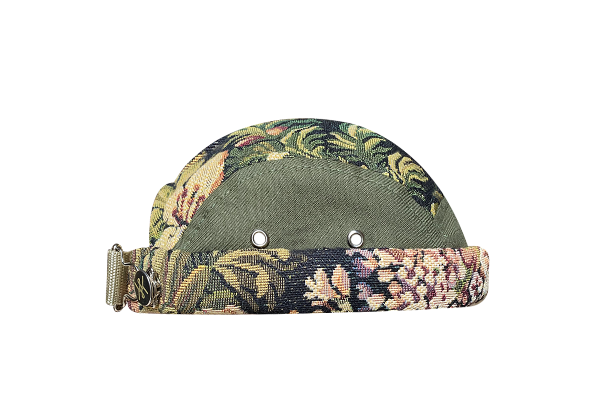 Chapeaux Bonnet  Docker Miki Breton Five Panel Fabrication française Qualité supérieure Mode Streewear Mode Unisex Artisanat traditionnel Upcycling créatif Fabrication artisanale Éco-responsable Matériaux recyclés Design unique Pièces uniques Originalité Fait main Conception durable Artisanat traditionnel Mode responsable Création écologique Réduction des déchets Nouvelle vie pour les matériaux Confection soignée Conception sur mesure Qualité supérieure Savoir-faire authentique Artisanat éthique Look urbain