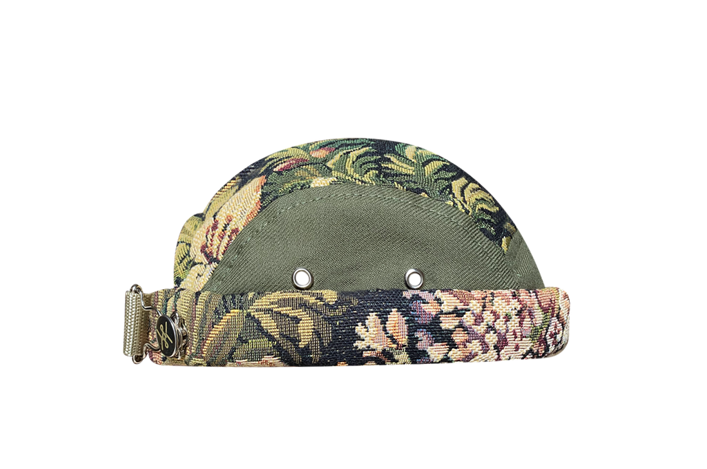 Chapeaux Bonnet  Docker Miki Breton Five Panel Fabrication française Qualité supérieure Mode Streewear Mode Unisex Artisanat traditionnel Upcycling créatif Fabrication artisanale Éco-responsable Matériaux recyclés Design unique Pièces uniques Originalité Fait main Conception durable Artisanat traditionnel Mode responsable Création écologique Réduction des déchets Nouvelle vie pour les matériaux Confection soignée Conception sur mesure Qualité supérieure Savoir-faire authentique Artisanat éthique Look urbain